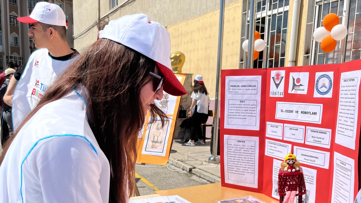Mithat Boyner MTAL’de TÜBİTAK 4006 Bilim Fuarı Coşkusu